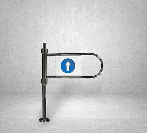 Bramka wejściowa lewa..jpg