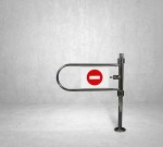 Bramka wejściowa prawa blokowana zamkiem