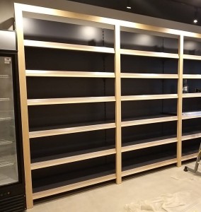 Regał alkoholowy H 230 cm, moduł 125cm,  półki 6x 47cm